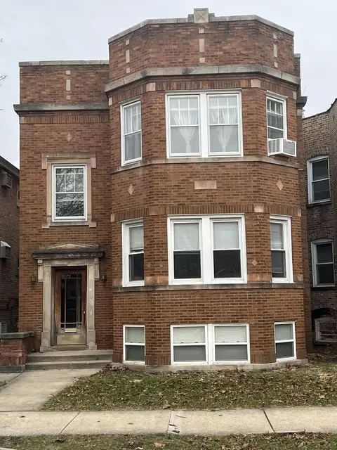 5430 N Spaulding Ave, Chicago, IL 60625