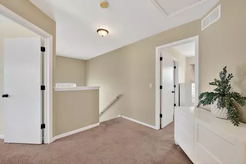 Entry Way - 1859 Sedgegrass Trl, Aurora, IL 60504 photo 3 of 5