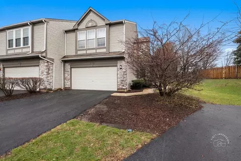 3158 Ollerton Ave #3158, Aurora, IL 60502