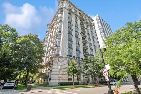 1544 N State Pkwy #A3, Chicago, IL 60610