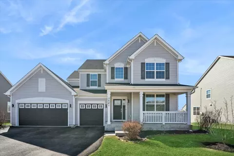 3641 Eldorado Rd, Elgin, IL 60124