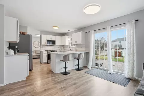 Kitchen - 1919 Spring Ridge Dr, Plainfield, IL 60586 photo 2 of 3