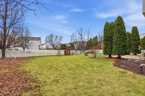 Exterior - 1919 Spring Ridge Dr, Plainfield, IL 60586 photo 4 of 5