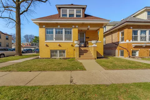 2500 N 78th Ct, Elmwood Park, IL 60707