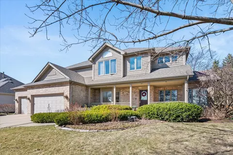 364 Avena Cir, Naperville, IL 60565