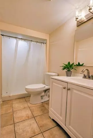Bath - 20798 White Oaks Rd, Morrison, IL 61270 photo 3 of 3