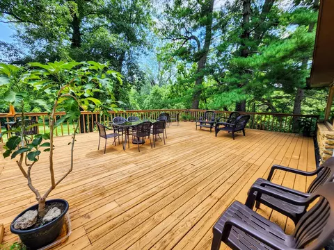 Exterior - 20798 White Oaks Rd, Morrison, IL 61270 photo 5 of 15