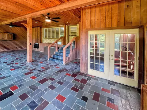 Exterior - 20798 White Oaks Rd, Morrison, IL 61270 photo 11 of 15