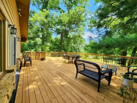 Exterior - 20798 White Oaks Rd, Morrison, IL 61270 photo 6 of 15