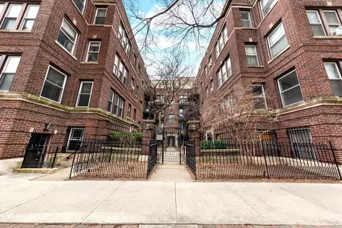 3640 N Pine Grove Ave #1W, Chicago, IL 60613