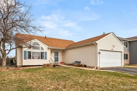 2302 Red Hawk Dr, Plainfield, IL 60586