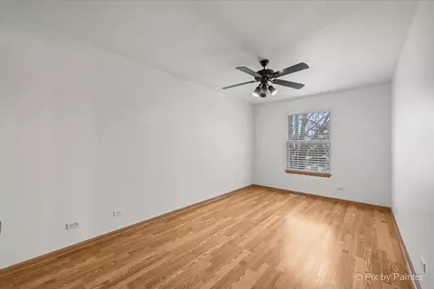 Bedroom - 2466 Amber Ln, Elgin, IL 60123 photo 1 of 4