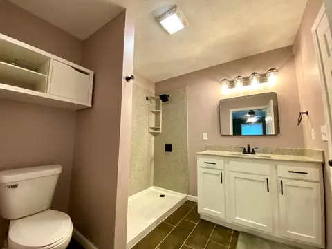 Bath - 721 N 17th St, Herrin, IL 62948 photo 1 of 3