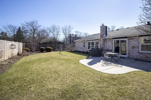 3806 Michael Ln, Glenview, IL 60026 photo 19
