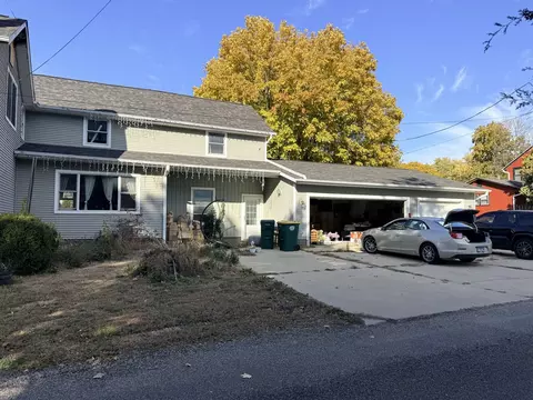 Exterior - 108 N Main St, Walnut, IL 61376 photo 3 of 3