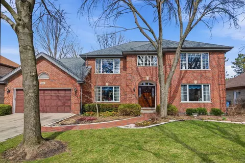 500 Buckingham Pl, Downers Grove, IL 60516