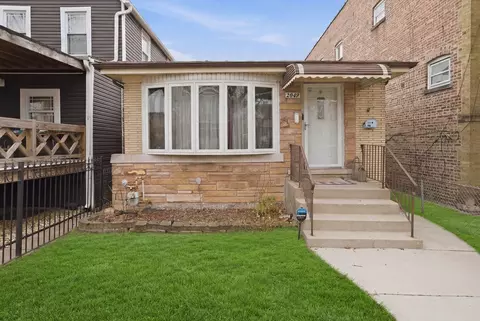 2049 N Kildare Ave, Chicago, IL 60639