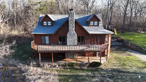 Exterior - 28496 High View Rd, Mchenry, IL 60051 photo 3 of 9