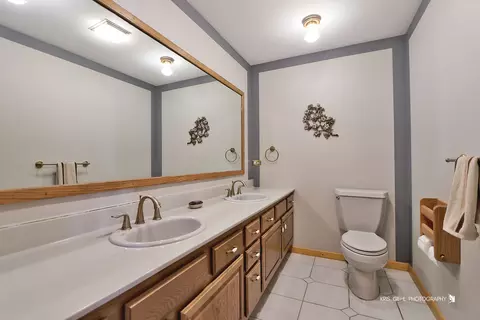 Bath - 28496 High View Rd, Mchenry, IL 60051 photo 3 of 3