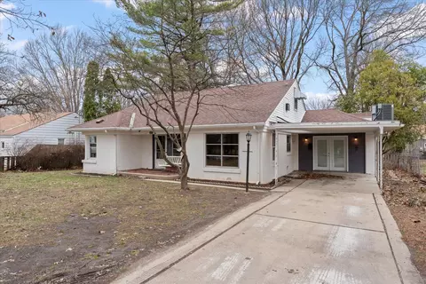 1412 W Clark St, Champaign, IL 61821