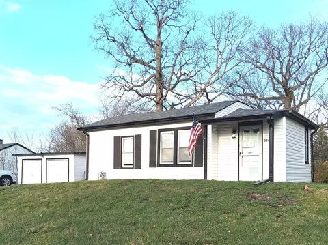 2241 Wallace Ave, North Chicago, IL 60064