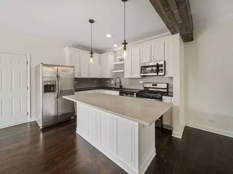 Kitchen - 3596 Hyde Park Ct, Elgin, IL 60124 photo 2 of 5