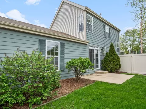 Exterior - 3596 Hyde Park Ct, Elgin, IL 60124 photo 3 of 4