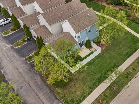 View/Area - 3596 Hyde Park Ct, Elgin, IL 60124 photo 2 of 5