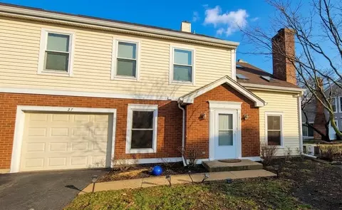 27 S Stonington Dr, Palatine, IL 60074