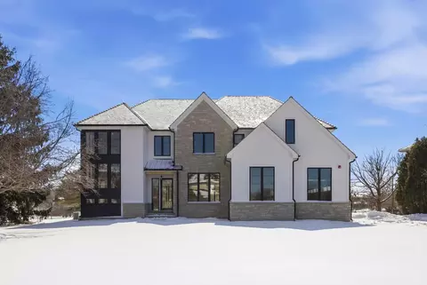 28920 N Niblick Knoll Ct, Mundelein, IL 60060