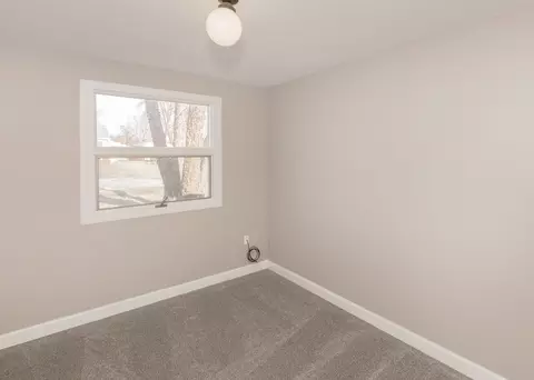 Bedroom - 3810 11th Ave, Moline, IL 61265 photo 2 of 6