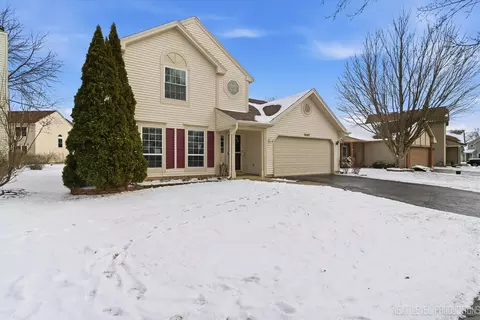 2487 Fox Dr, Aurora, IL 60506