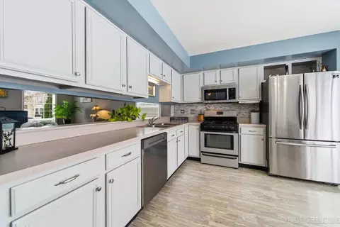 Kitchen - 2487 Fox Dr, Aurora, IL 60506 photo 3 of 3