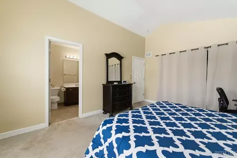 Bedroom - 2487 Fox Dr, Aurora, IL 60506 photo 2 of 4