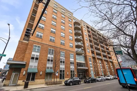 950 W Monroe St #817, Chicago, IL 60607