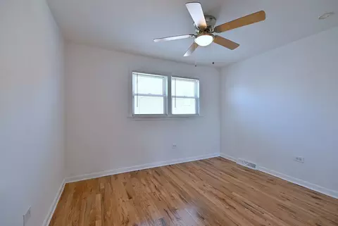 Bedroom - 308 S Artesian Ave, Chicago, IL 60612 photo 7 of 8