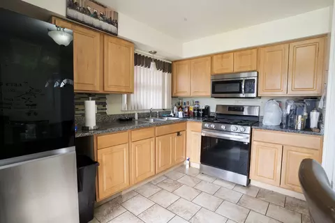 3009 Longfellow Ave, Hazel Crest, IL 60429 photo 4