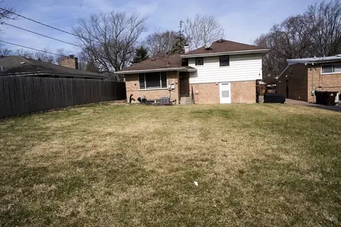 3009 Longfellow Ave, Hazel Crest, IL 60429 photo 9