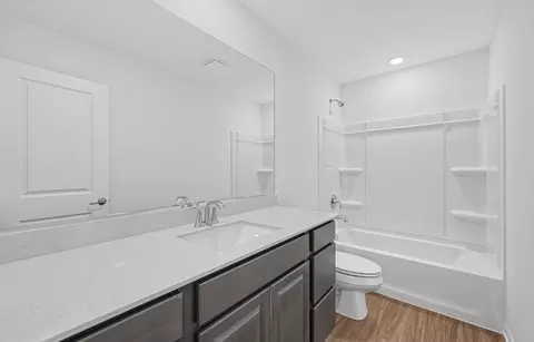 Bath - 25649 W Wakefield Dr, Plainfield, IL 60544 photo 1 of 4