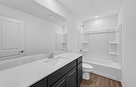 Bath - 25649 W Wakefield Dr, Plainfield, IL 60544 photo 4 of 4