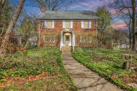 402 W Pennsylvania Ave, Urbana, IL 61801