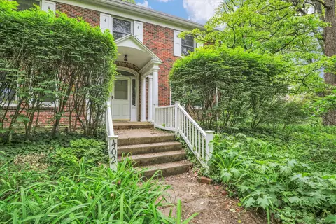 402 W Pennsylvania Ave, Urbana, IL 61801