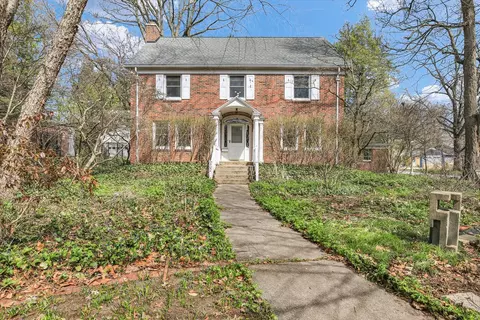 402 W Pennsylvania Ave, Urbana, IL 61801