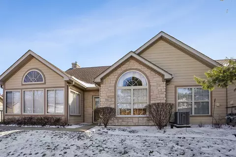 1944 Timbers Edge Cir, Joliet, IL 60431