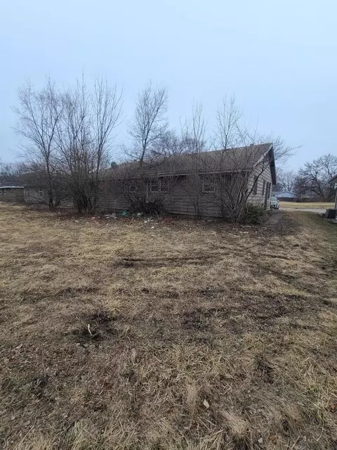 Exterior - 354 Tedmark Ct, Kankakee, IL 60901 photo 2 of 2
