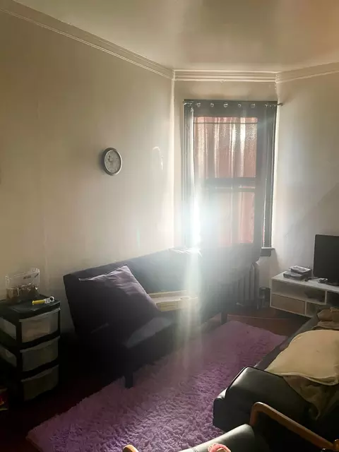 Living - 2821 E 77th Pl, Chicago, IL 60649 photo 1 of 3