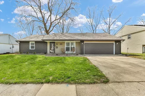 1515 S Curtiss Dr, Urbana, IL 61802