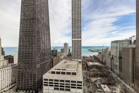 View/Area - 111 E Chestnut St #37K, Chicago, IL 60611 photo 2 of 2
