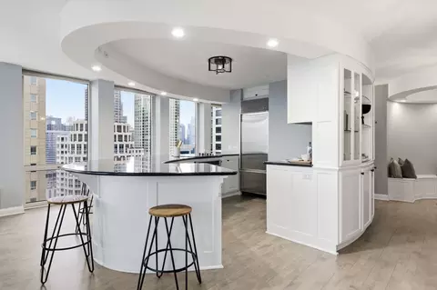 Kitchen - 111 E Chestnut St #37K, Chicago, IL 60611 photo 1 of 4