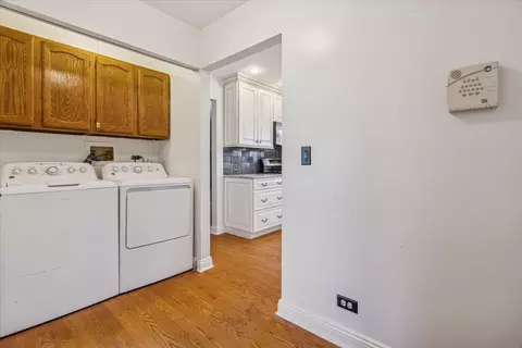 Other - 417 River Bluff Cir, Naperville, IL 60540 photo 3 of 6